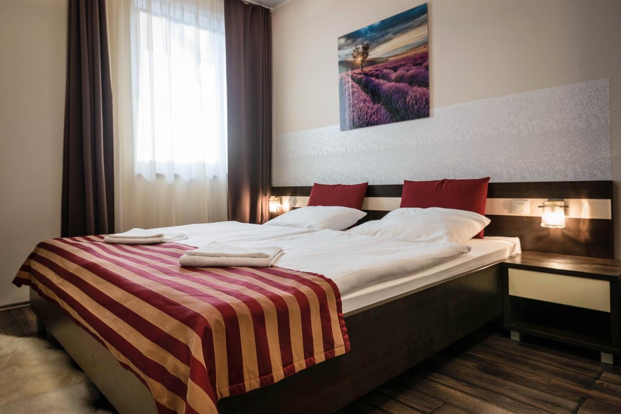 Apartman Mirka - Hotel Luka Besenova Luaran gambar